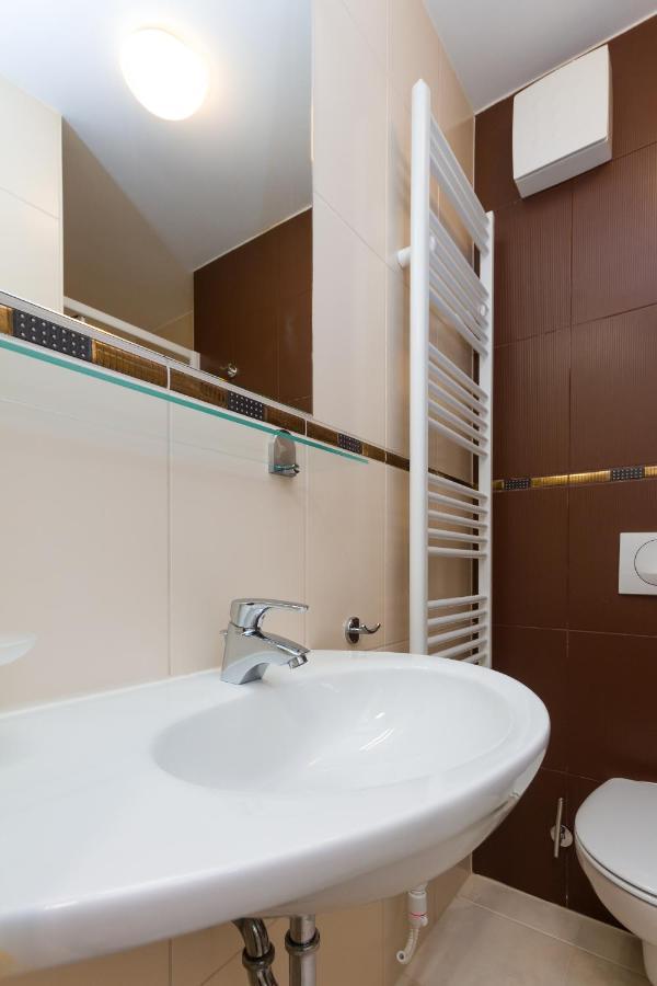Premium Sea Side Marina Apartment By Locap Group Portoroz Luaran gambar