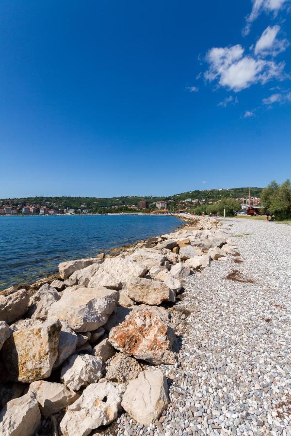 Premium Sea Side Marina Apartment By Locap Group Portoroz Luaran gambar